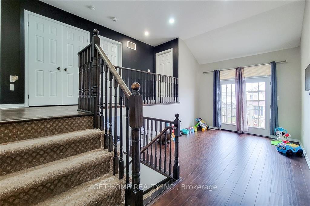 Photo 19 of 47 Brigham Avenue, Hamilton, Binbrook — HOMEH