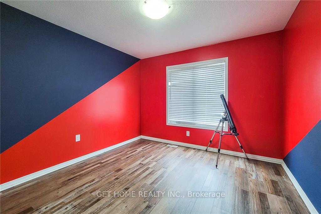 Photo 22 of 47 Brigham Avenue, Hamilton, Binbrook — HOMEH
