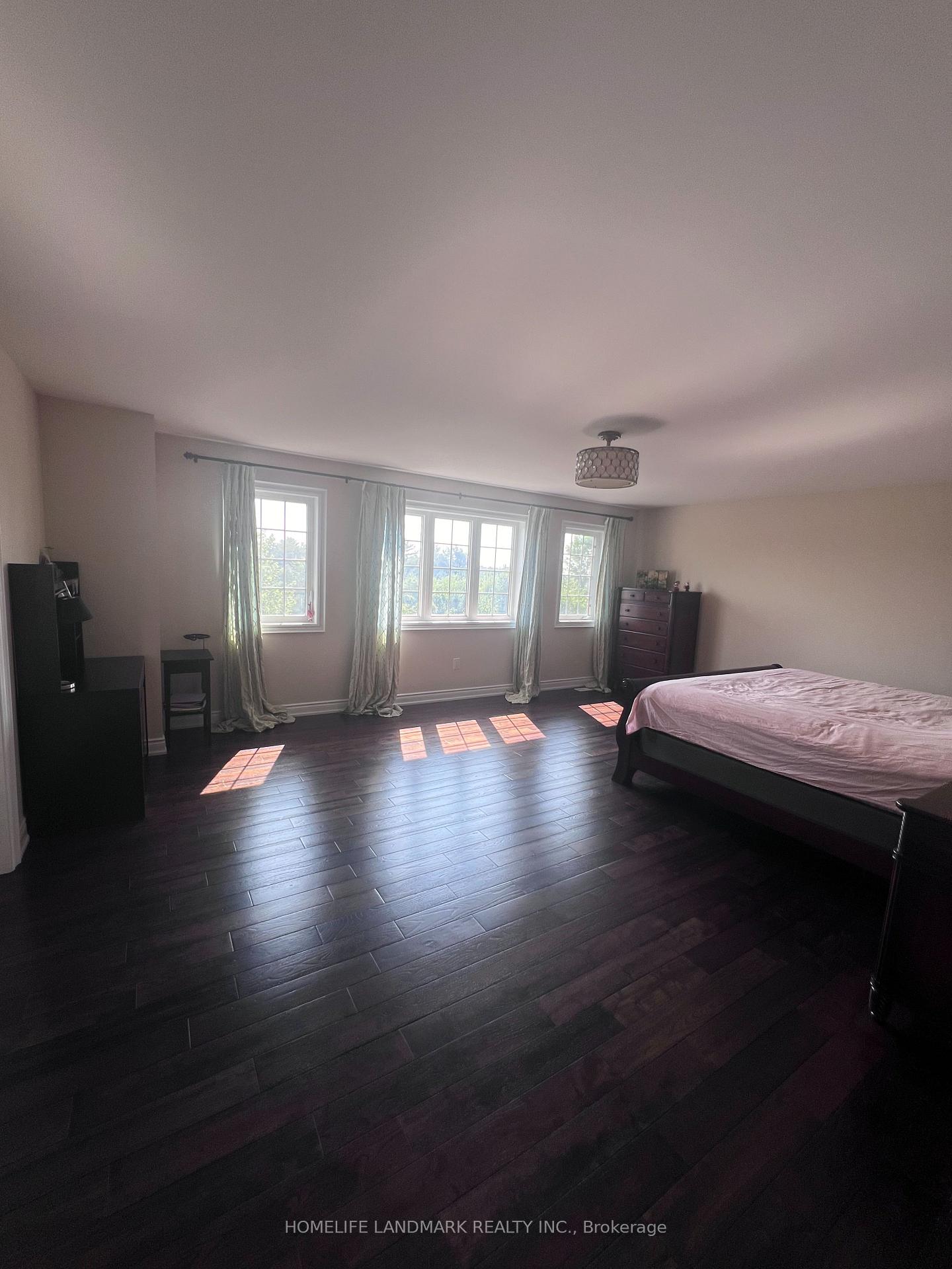 Photo 7 of 83 Lady Valentina Avenue, Vaughan, Patterson — HOMEH