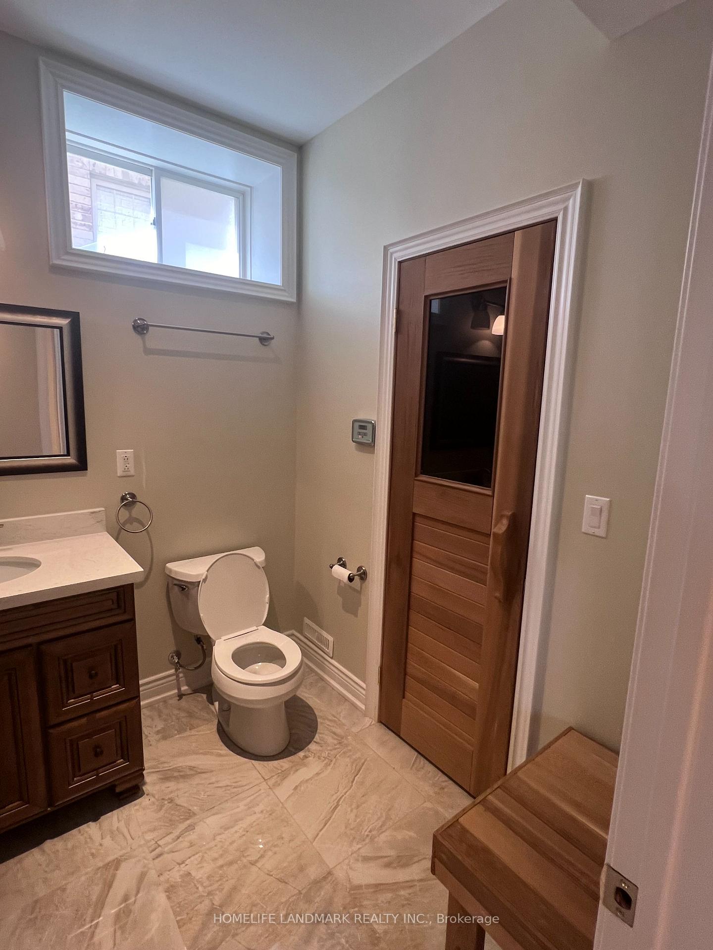 Photo 13 of 83 Lady Valentina Avenue, Vaughan, Patterson — HOMEH
