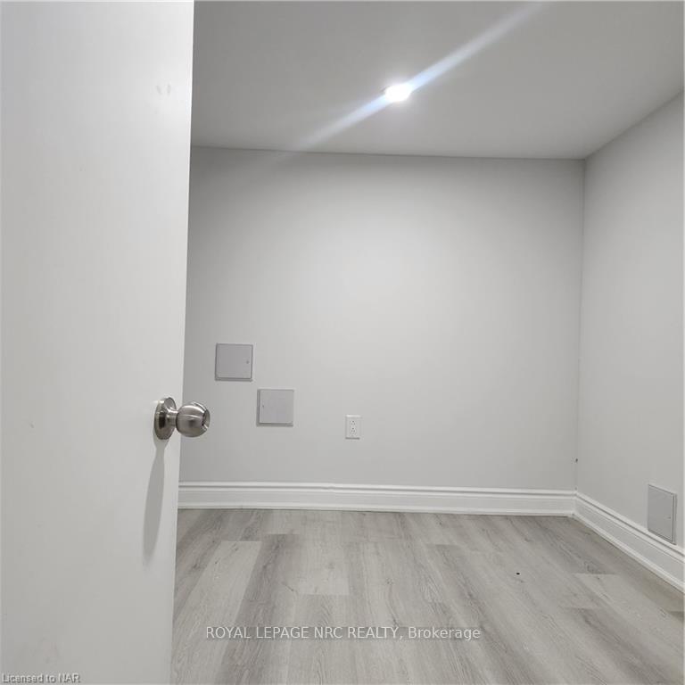 Photo 2 of Unit 4, 69 Vine Street, St. Catharines, E. Chester — HOMEH