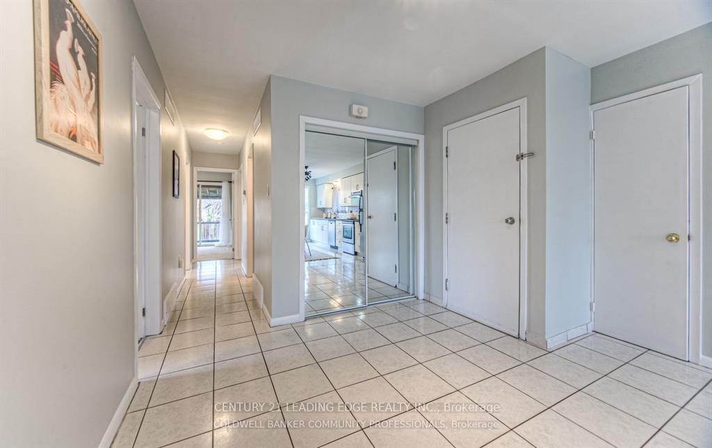 Photo 2 of Unit Main, 18 Caledon Avenue, Hamilton, Rolston — HOMEH