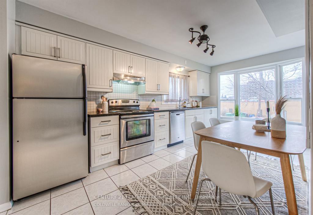Photo 3 of Unit Main, 18 Caledon Avenue, Hamilton, Rolston — HOMEH