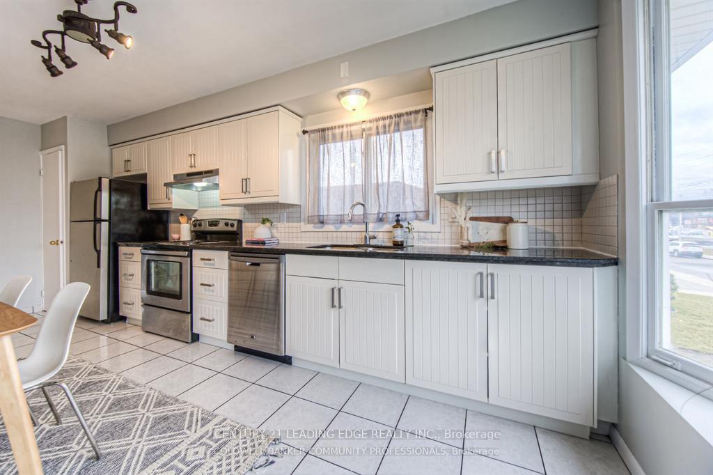 Photo 6 of Unit Main, 18 Caledon Avenue, Hamilton, Rolston — HOMEH