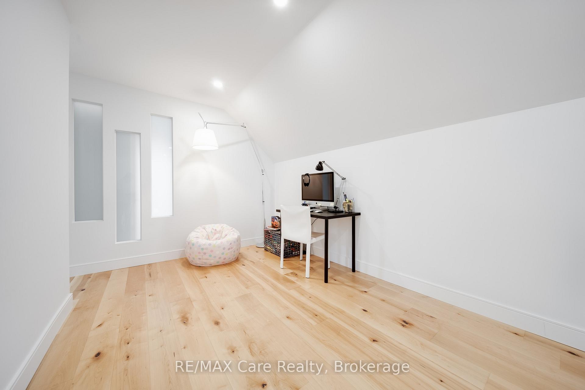 Photo 25 of 77 Bissonnette Lane, Lakeshore — HOMEH