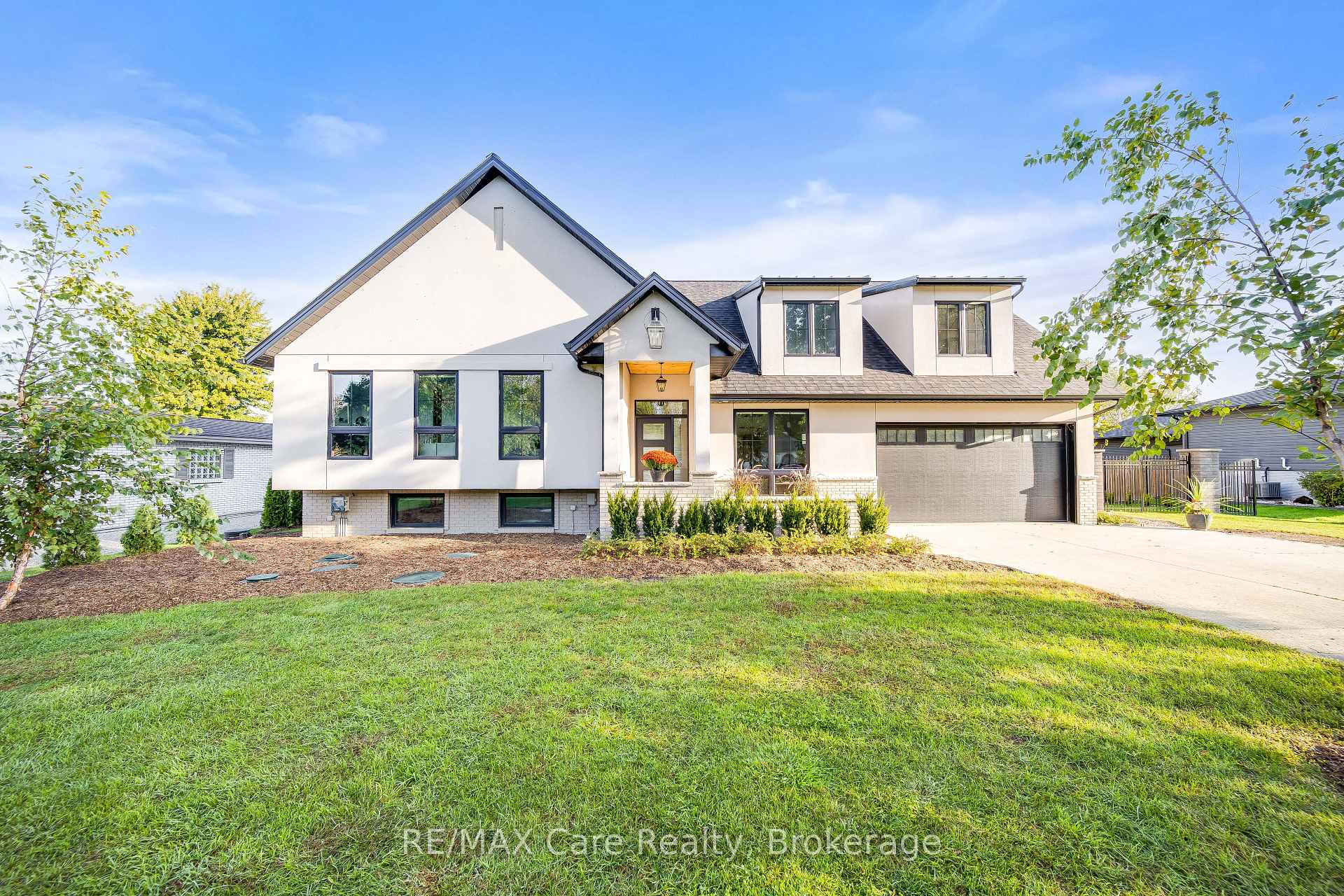 Photo 39 of 77 Bissonnette Lane, Lakeshore — HOMEH