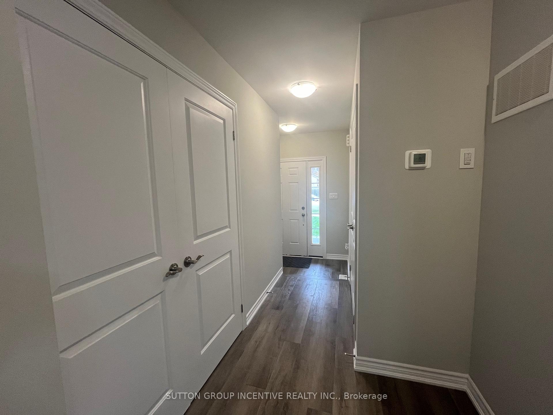 Photo 4 of 1449B Benson Street, Innisfil, Alcona — HOMEH
