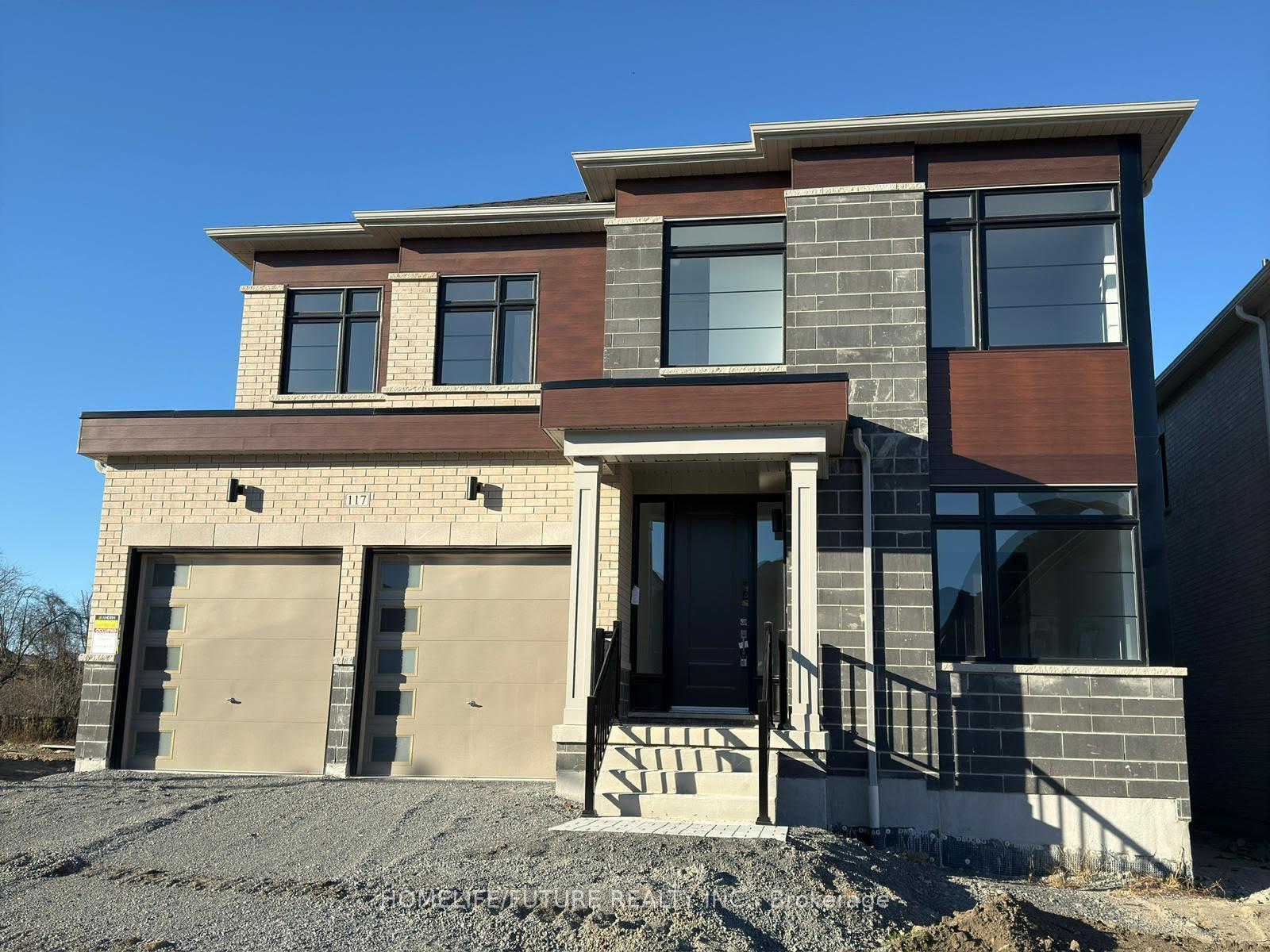 Photo 1 of 117 Deer Ridge Crescent, Whitby, Rural Whitby — HOMEH