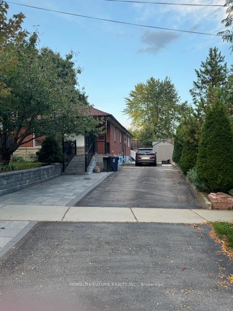 Photo 2 of 117 Benleigh Drive, Scarborough, Woburn — HOMEH