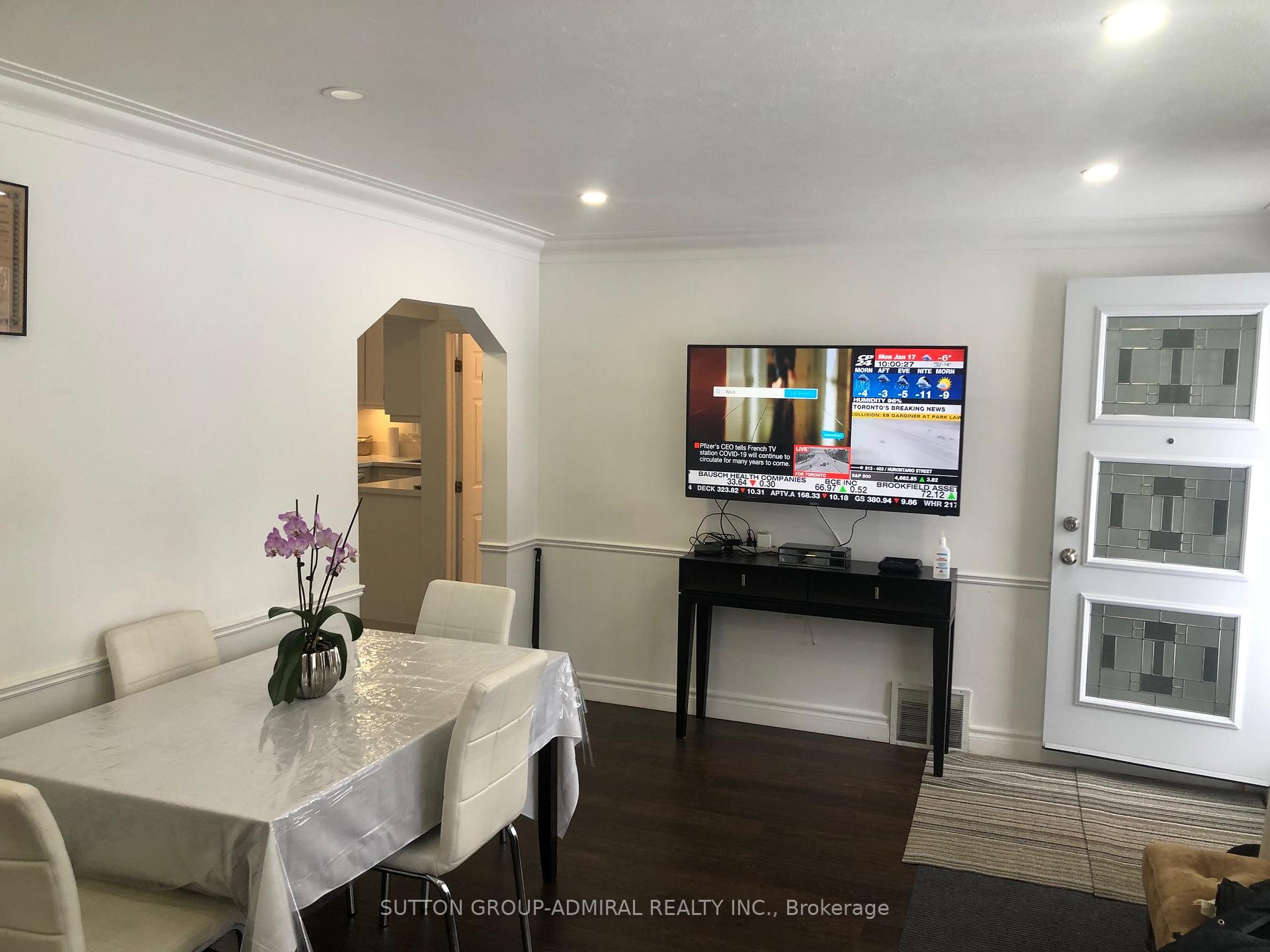 Photo 2 of Unit Main, 38 Glen Cameron Road, Markham, Thornhill — HOMEH