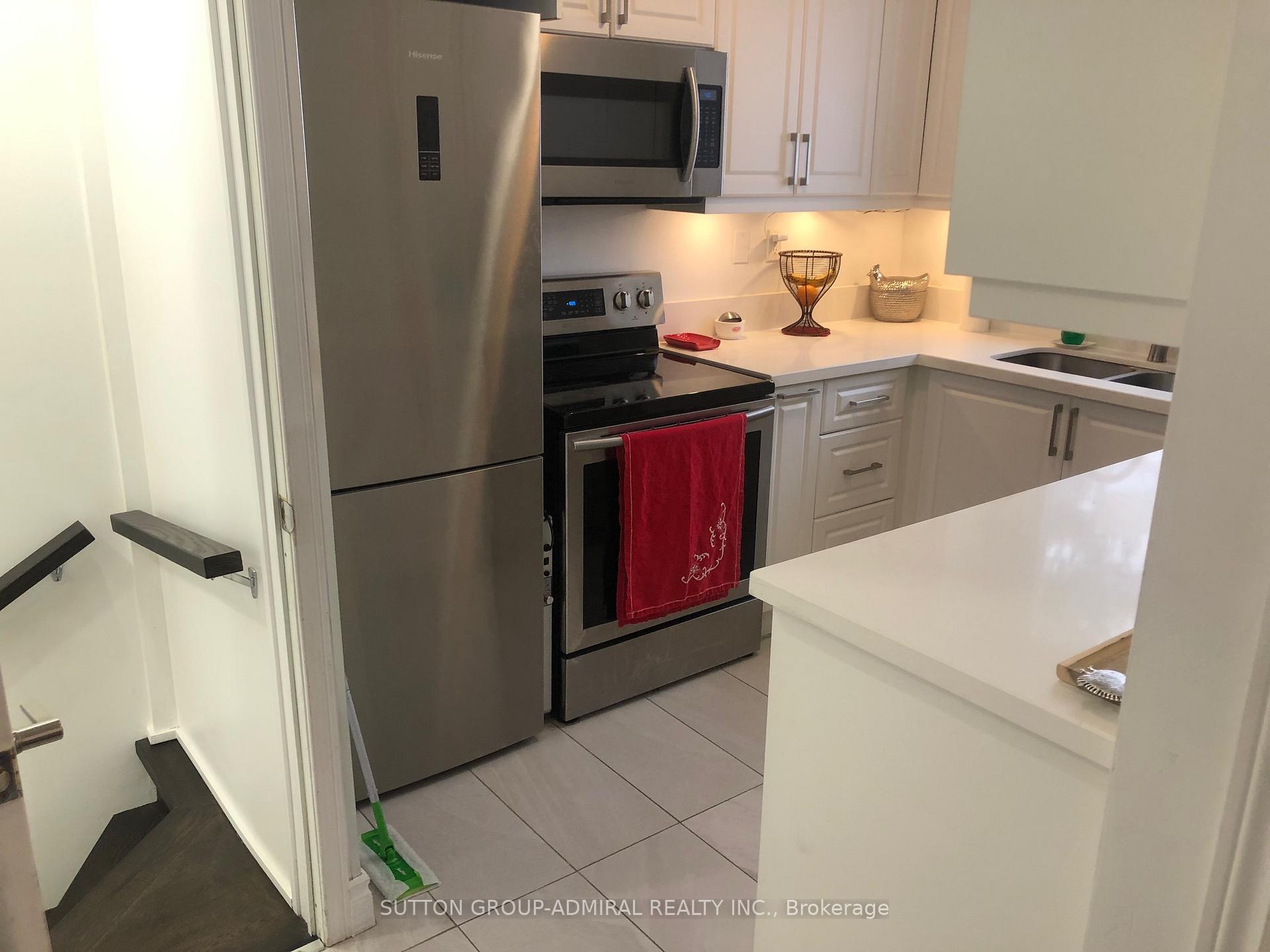 Photo 7 of Unit Main, 38 Glen Cameron Road, Markham, Thornhill — HOMEH