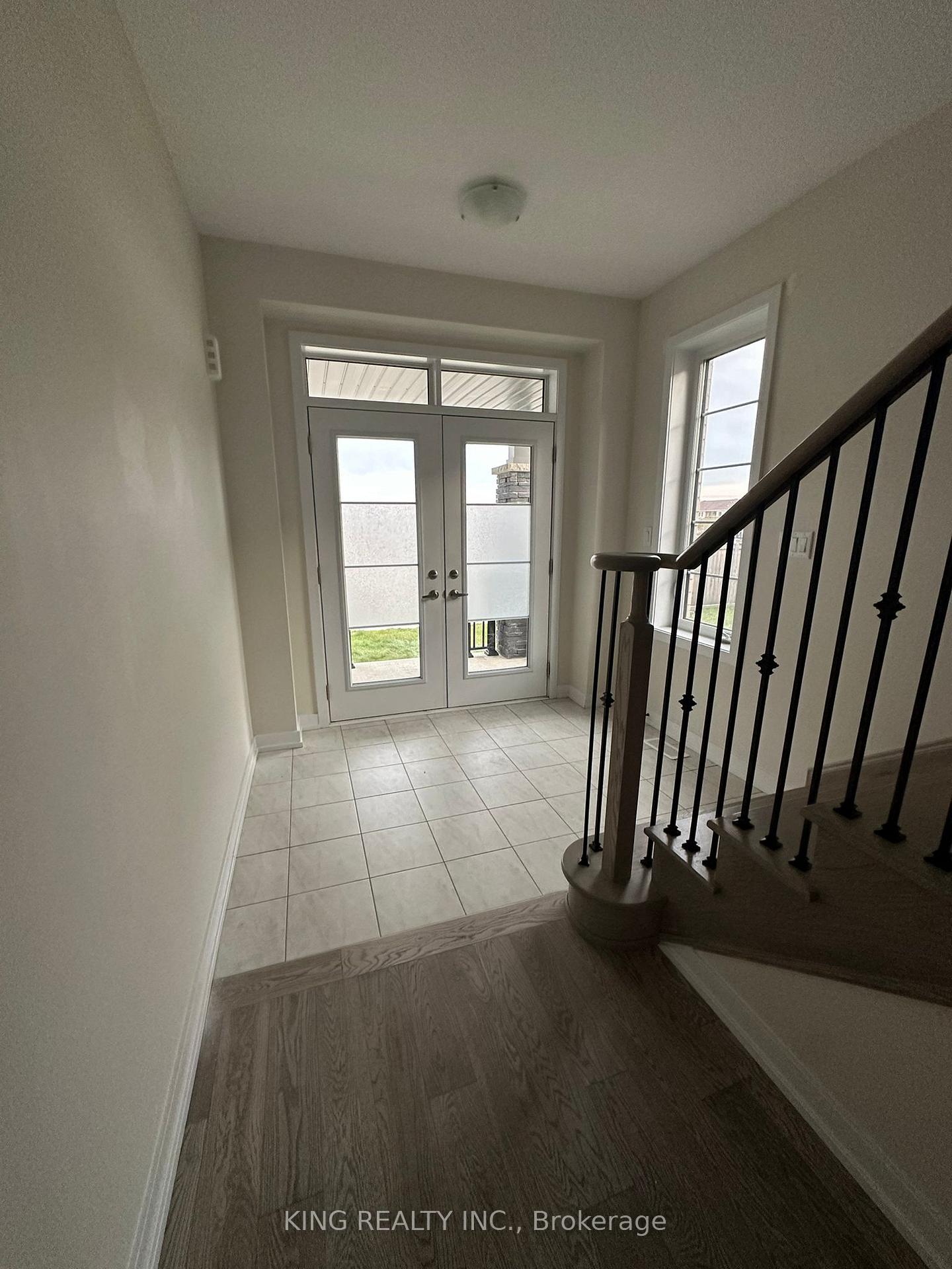 Photo 19 of 200 Whithorn Crescent, Haldimand — HOMEH