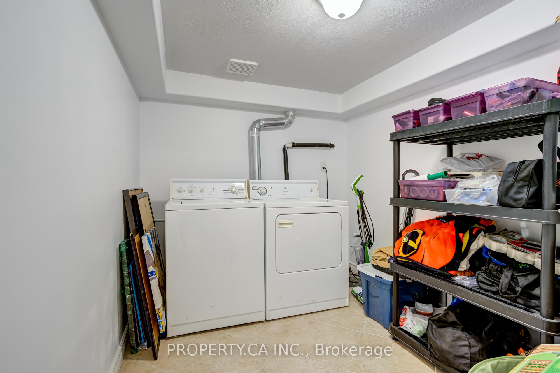Photo 36 of 3 Stuart Avenue, Barrie, Innis-Shore — HOMEH