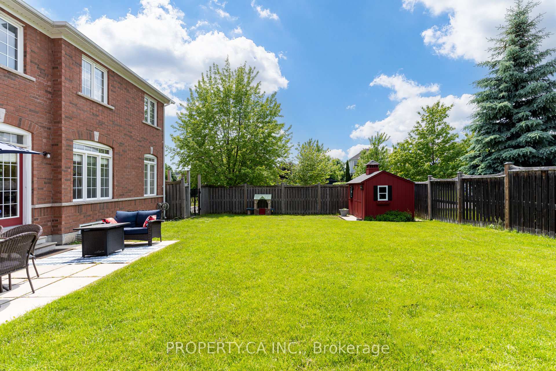 Photo 39 of 3 Stuart Avenue, Barrie, Innis-Shore — HOMEH