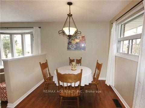Photo 8 of 18 Oakridge Drive, Scarborough, Cliffcrest — HOMEH