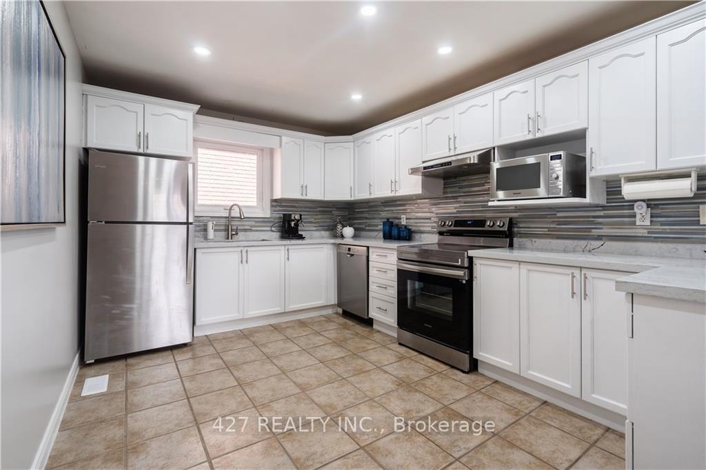 Photo 10 of 1 Resolute(upper Unit) Drive, Hamilton, Rushdale — HOMEH