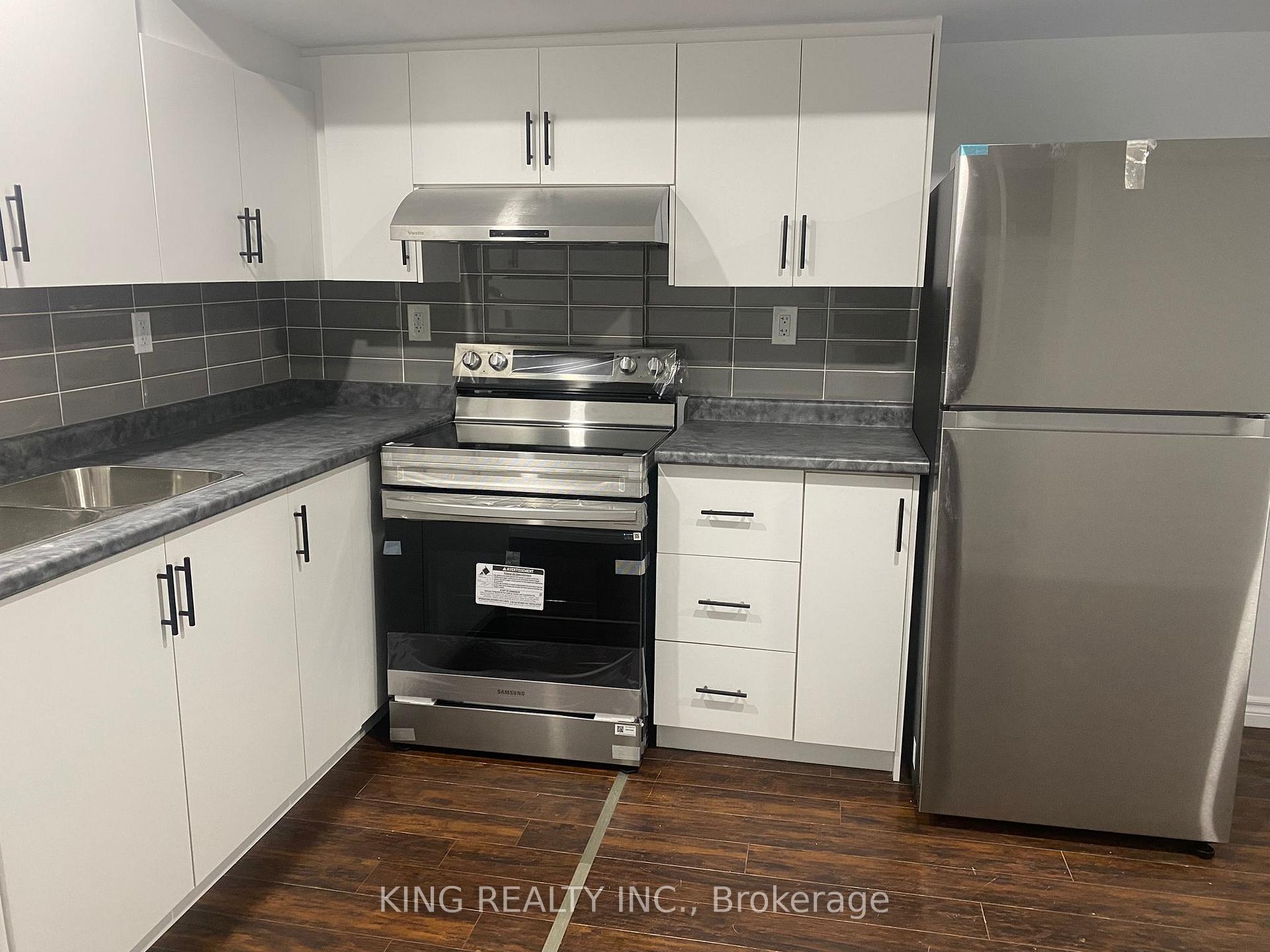 Front of Unit (bsmnt), 143 Baggs Crescent