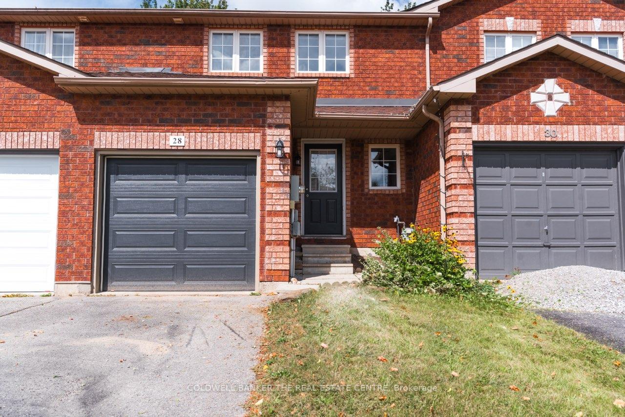 Front of 28 Lions Gate Boulevard