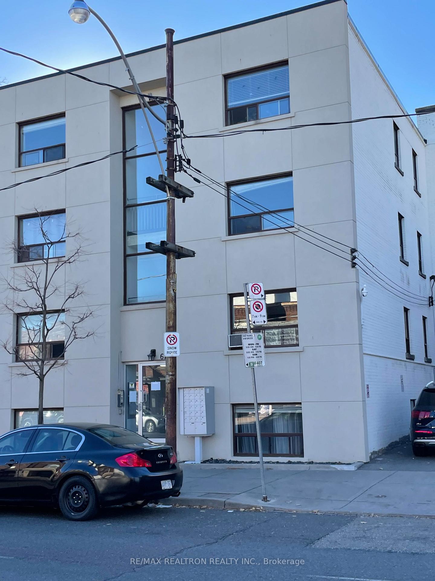 Front of Unit 102, 676 Mount Pleasant Road