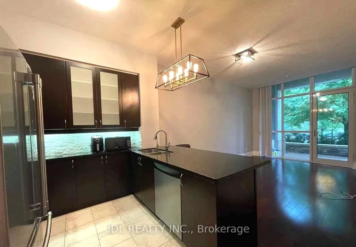 Photo 9 of Unit 107, 57 Upper Duke Crescent, Markham, Unionville — HOMEH