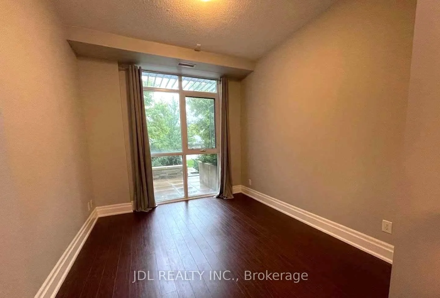 Photo 10 of Unit 107, 57 Upper Duke Crescent, Markham, Unionville — HOMEH