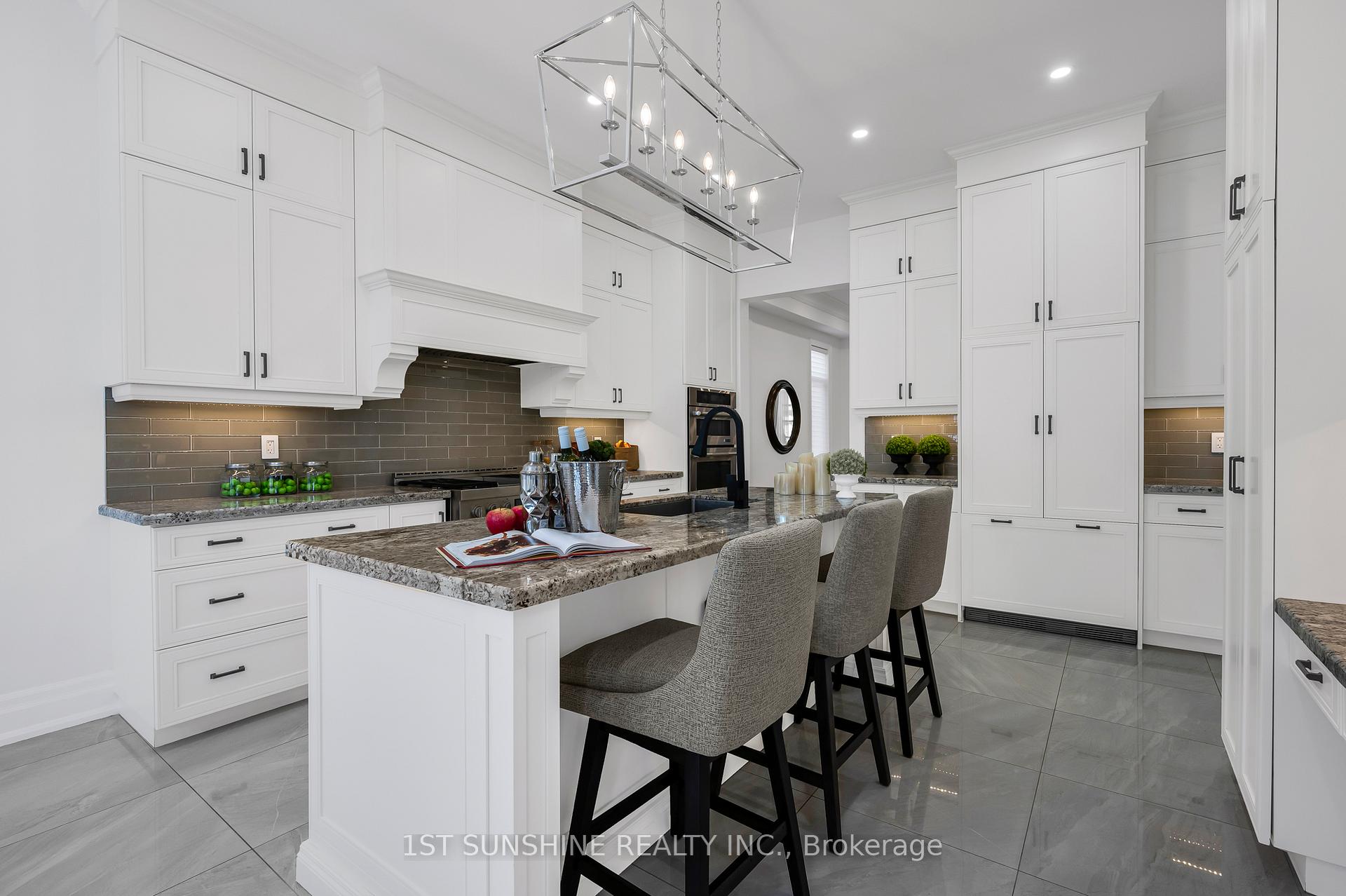 Photo 27 of 18 Legacy Lane, Hamilton, Ancaster — HOMEH