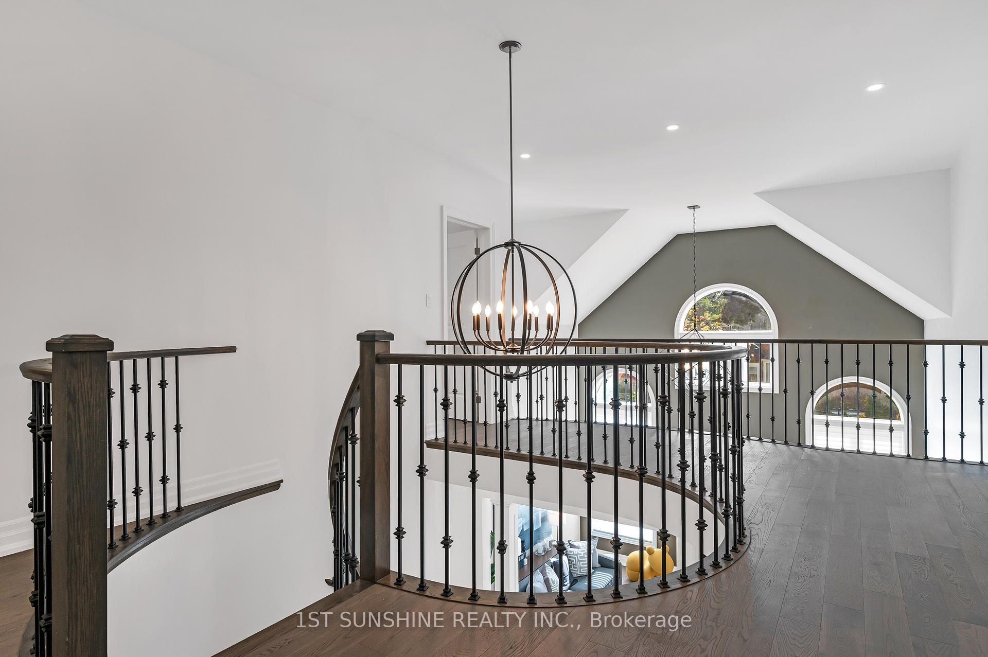 Photo 25 of 18 Legacy Lane, Hamilton, Ancaster — HOMEH