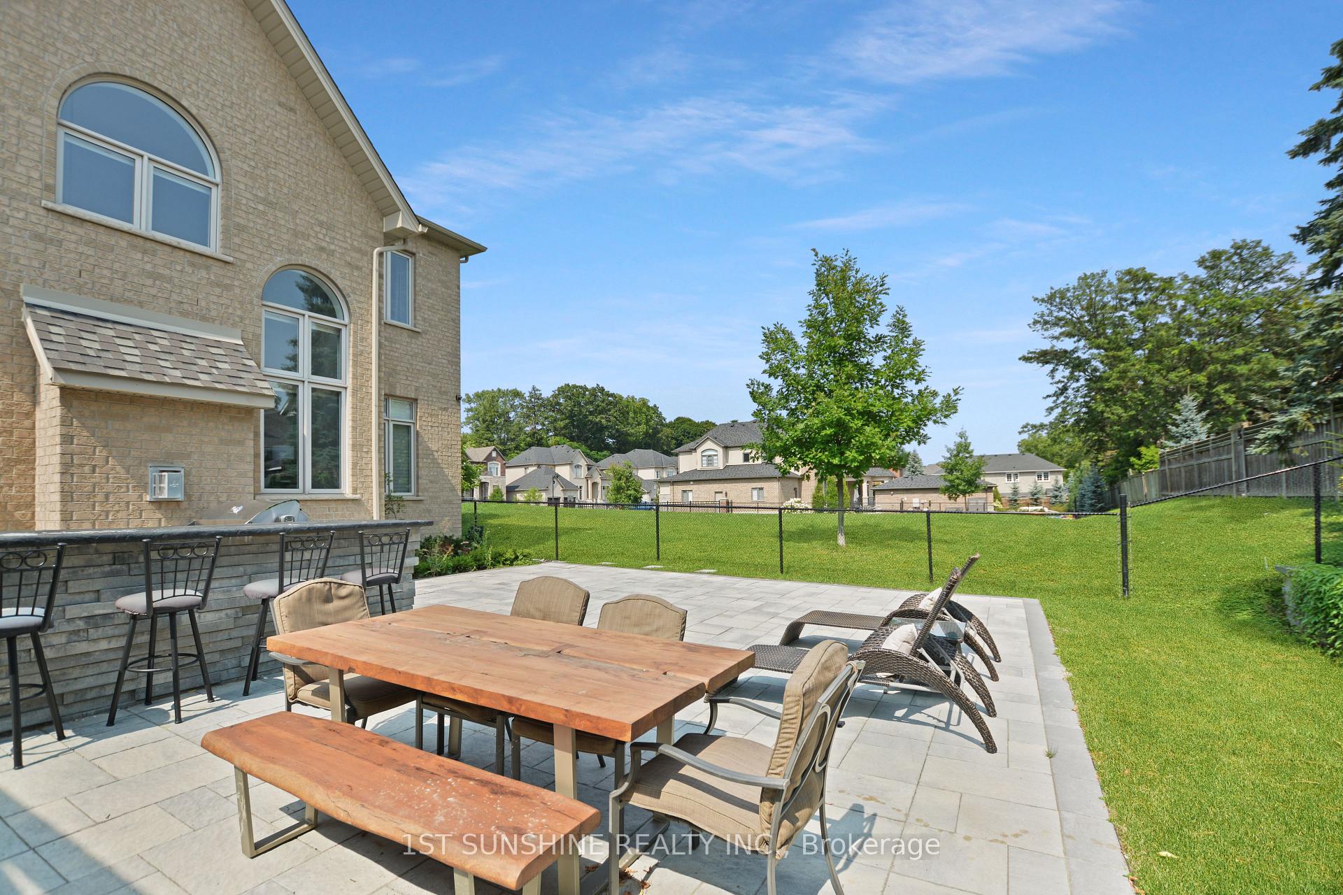 Photo 40 of 18 Legacy Lane, Hamilton, Ancaster — HOMEH