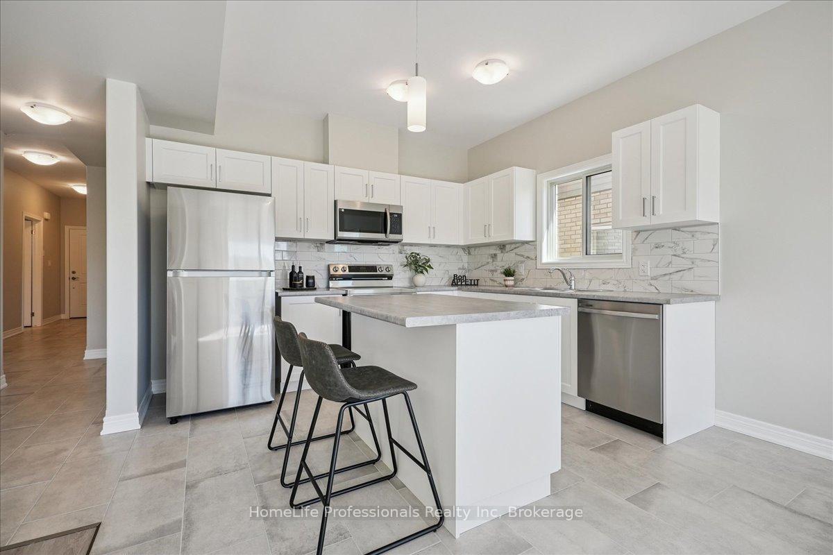 Photo 10 of 56 Wilson Drive, Thorold, Hurricane/Merrittville — HOMEH