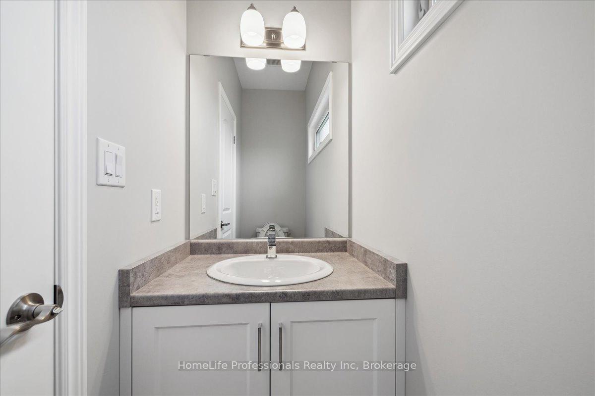 Photo 4 of 81 Elvira Way, Thorold, Rolling Meadows — HOMEH