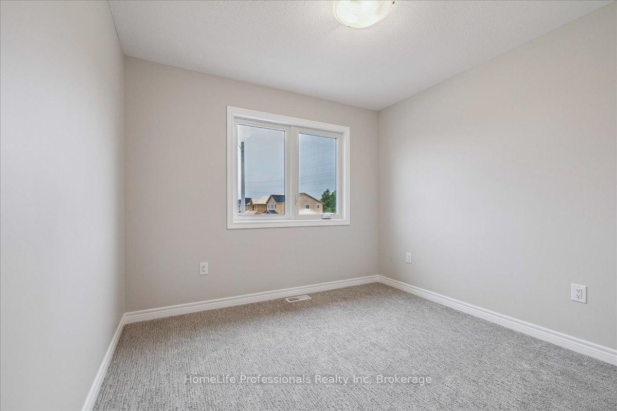 Photo 14 of 81 Elvira Way, Thorold, Rolling Meadows — HOMEH