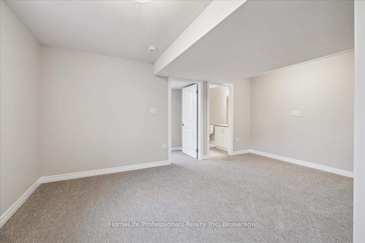 Photo 36 of 81 Elvira Way, Thorold, Rolling Meadows — HOMEH