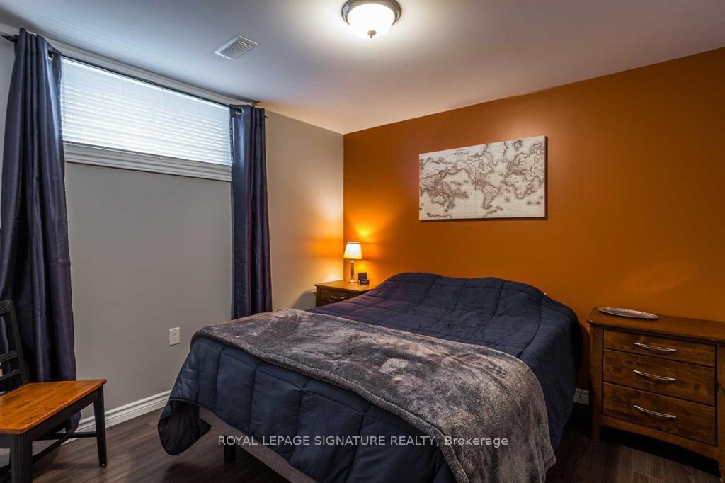 Photo 2 of 968 Avery Avenue, Peterborough, Monaghan Ward 2 — HOMEH