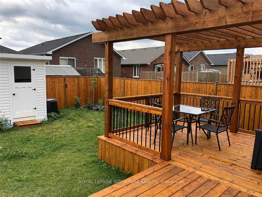 Photo 7 of 968 Avery Avenue, Peterborough, Monaghan Ward 2 — HOMEH