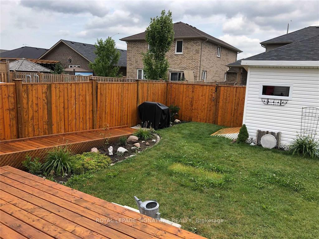 Photo 11 of 968 Avery Avenue, Peterborough, Monaghan Ward 2 — HOMEH