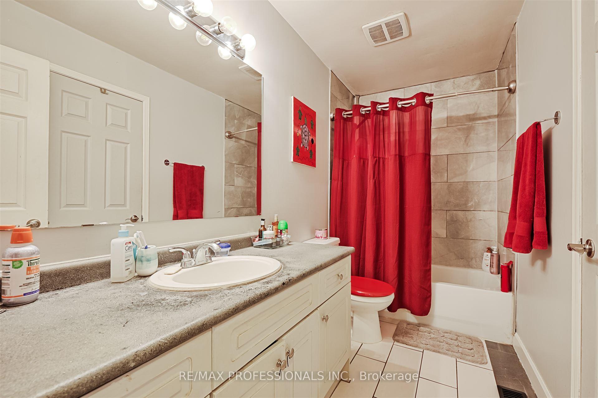 Photo 36 of 821 10th Innisfil Line, Innisfil, Rural Innisfil — HOMEH