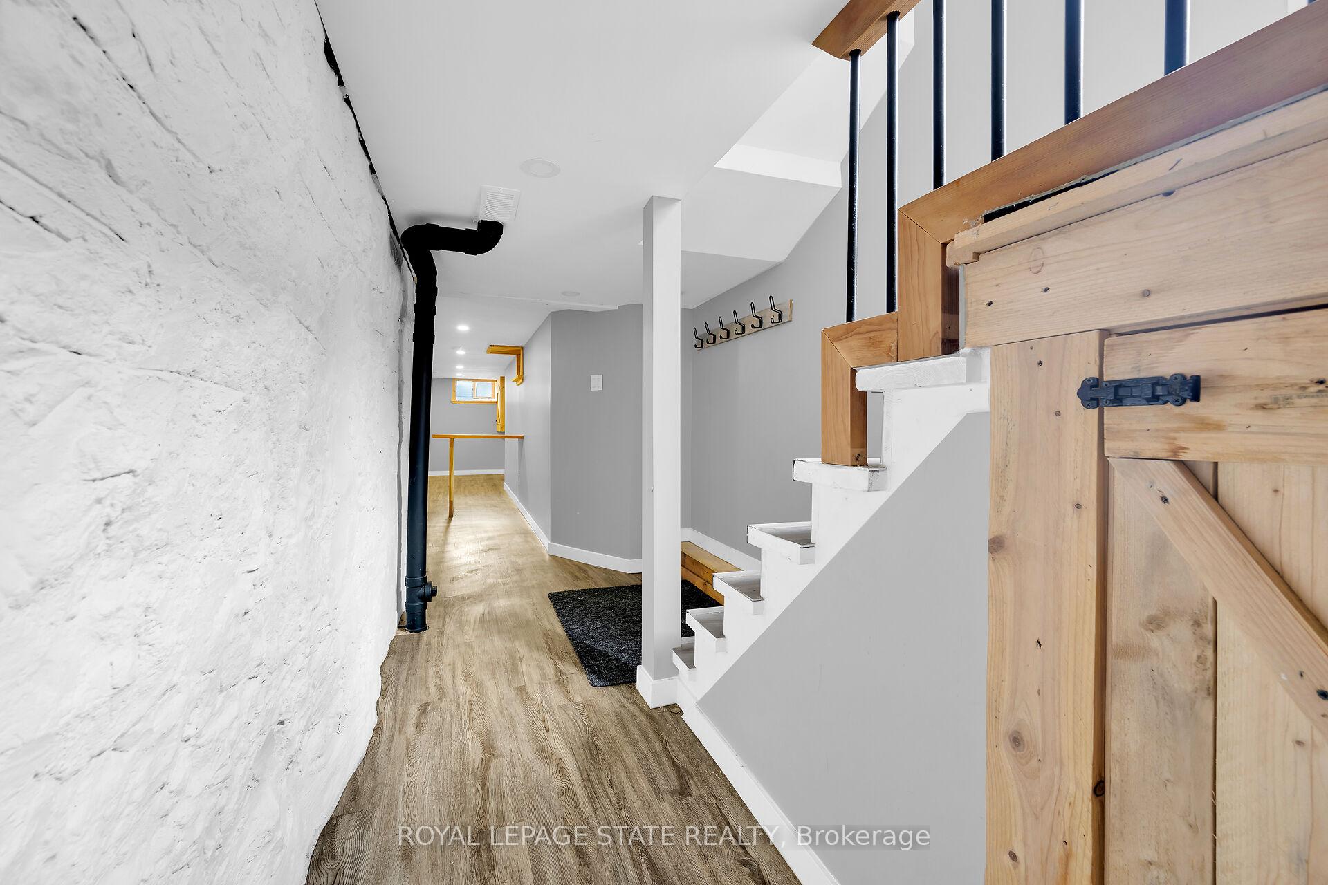Photo 26 of 129 Dundurn Street N, Hamilton, Strathcona — HOMEH