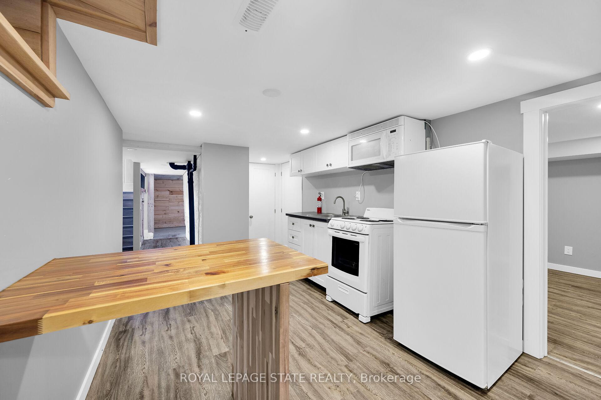 Photo 7 of 129 Dundurn Street N, Hamilton, Strathcona — HOMEH