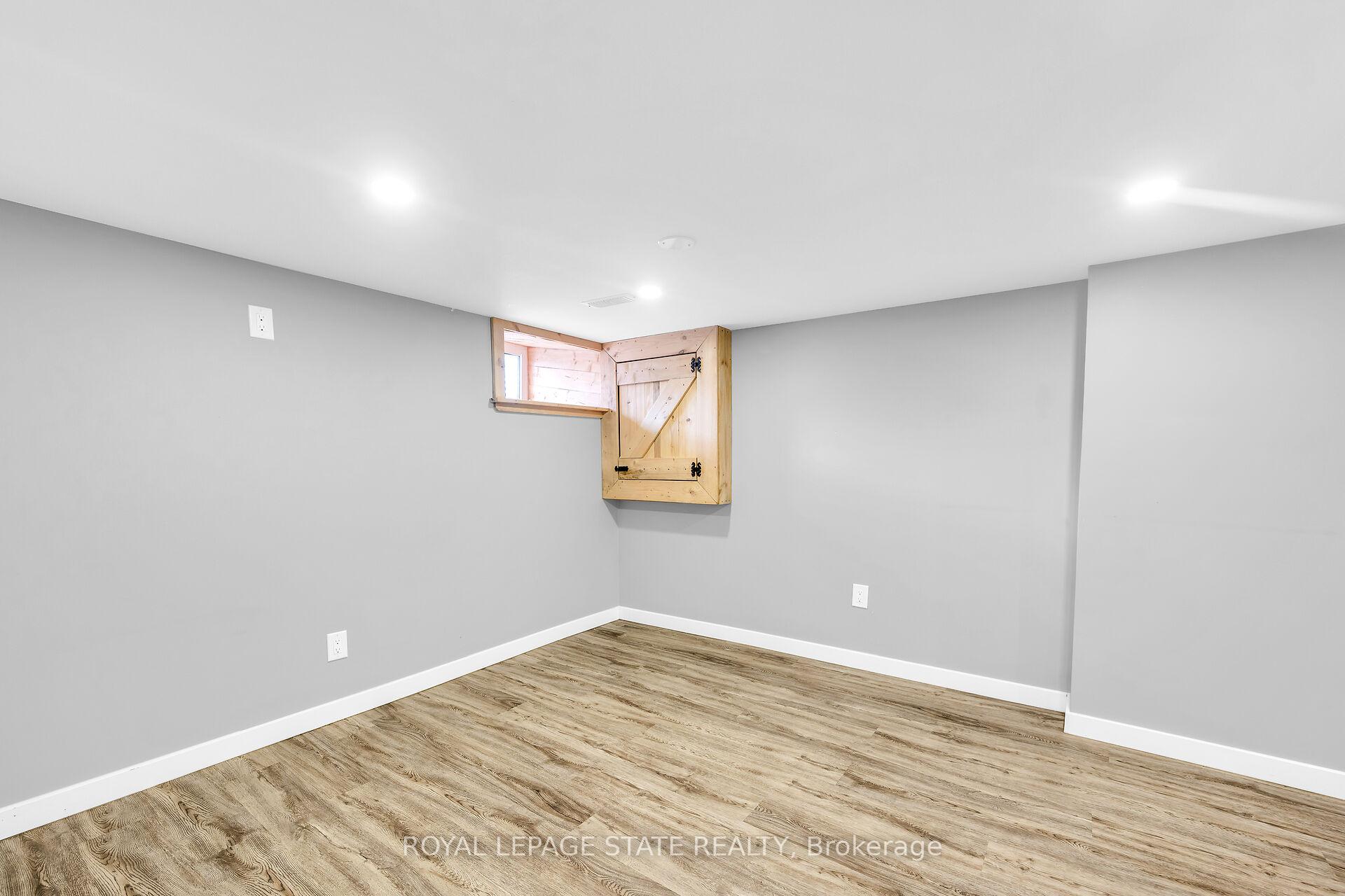 Photo 37 of 129 Dundurn Street N, Hamilton, Strathcona — HOMEH