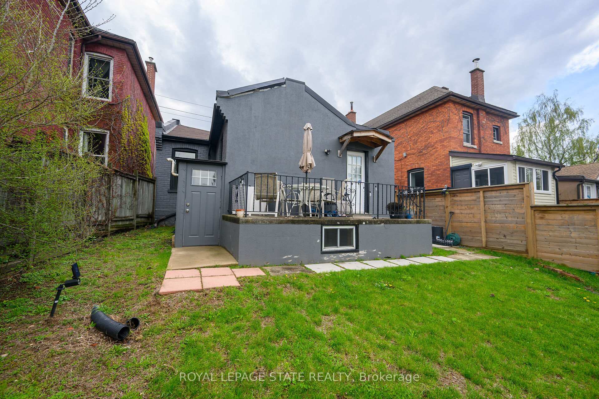 Photo 30 of 129 Dundurn Street N, Hamilton, Strathcona — HOMEH