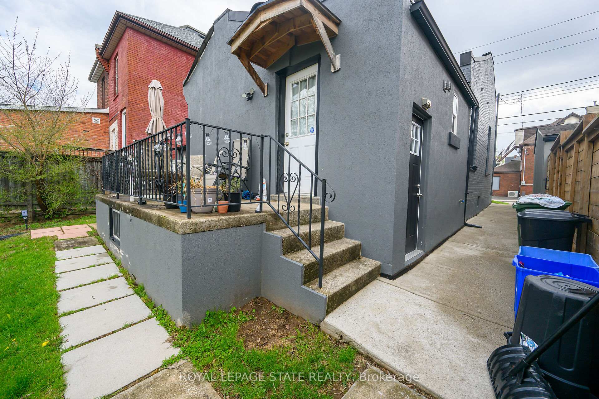 Photo 44 of 129 Dundurn Street N, Hamilton, Strathcona — HOMEH