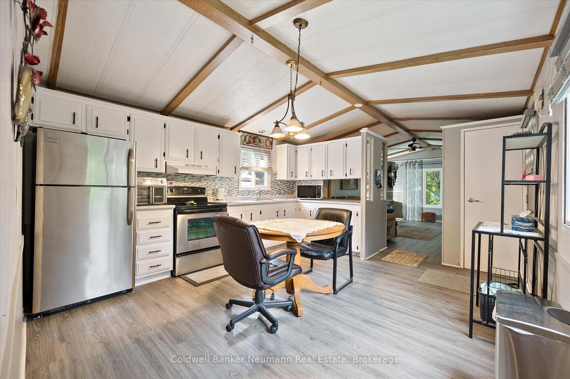 Photo 6 of Unit 93 Maple, 1294 Concession 8 W Road, Hamilton, Rural Flamborough — HOMEH