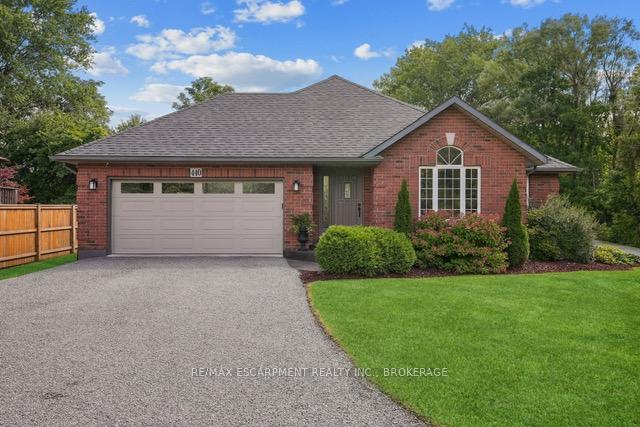 Photo 2 of 440 South Pelham Road, Welland, Prince Charles — HOMEH
