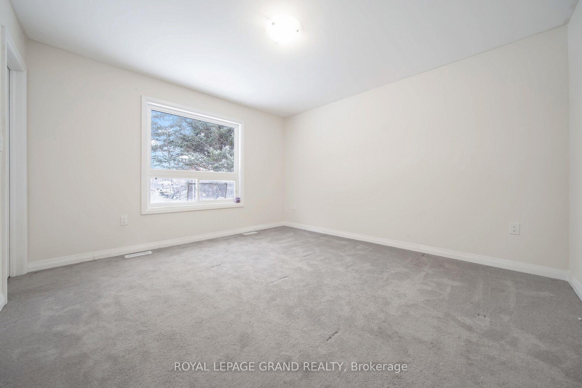 Photo 17 of 16 Revol Road, Penetanguishene — HOMEH