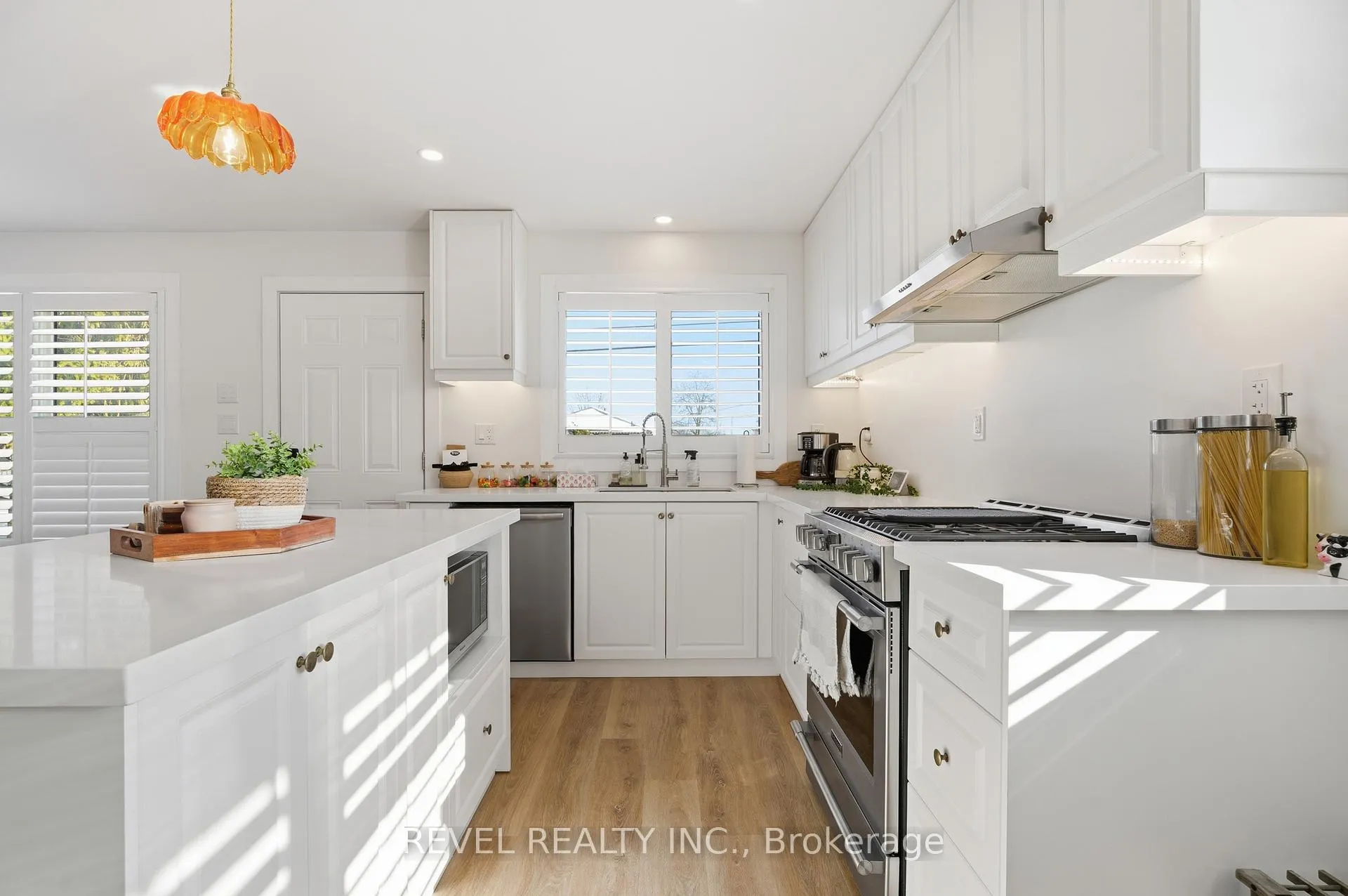 Photo 6 of 135 Niagara Street, Collingwood — HOMEH