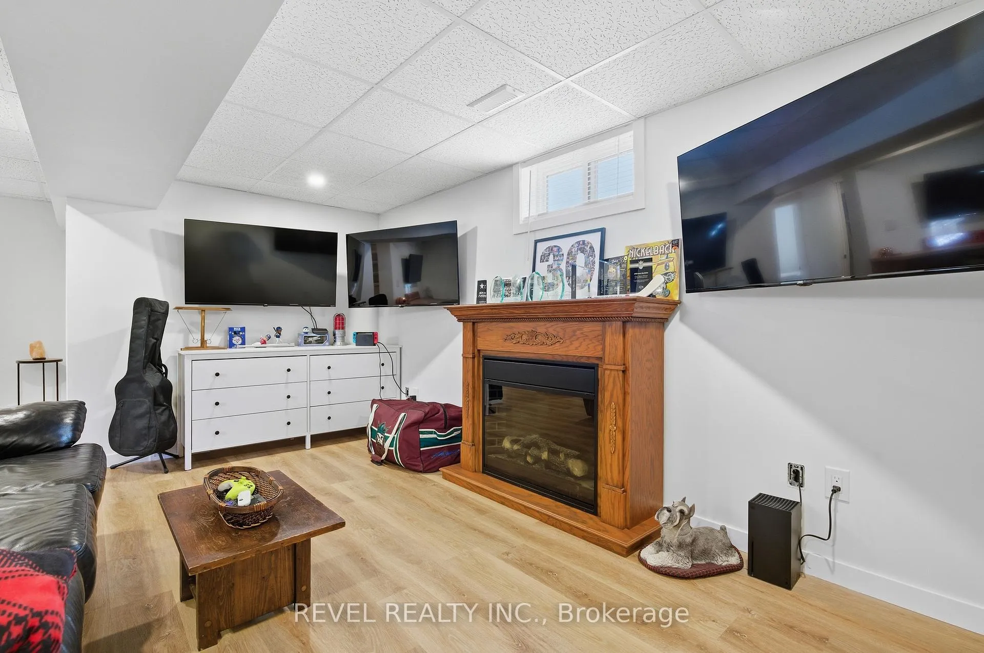 Photo 18 of 135 Niagara Street, Collingwood — HOMEH