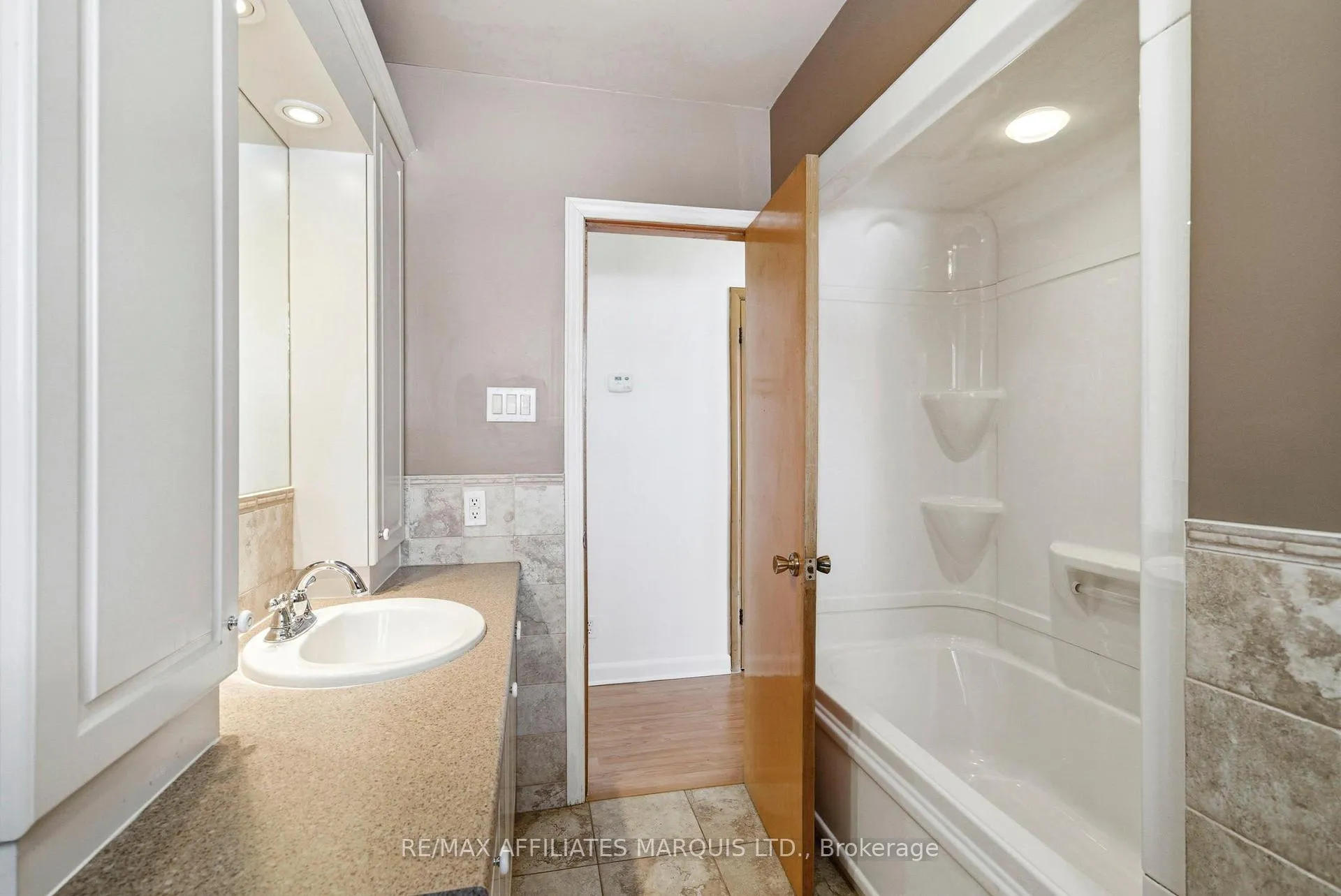 Photo 20 of 107 Westmoreland Avenue, Cornwall — HOMEH