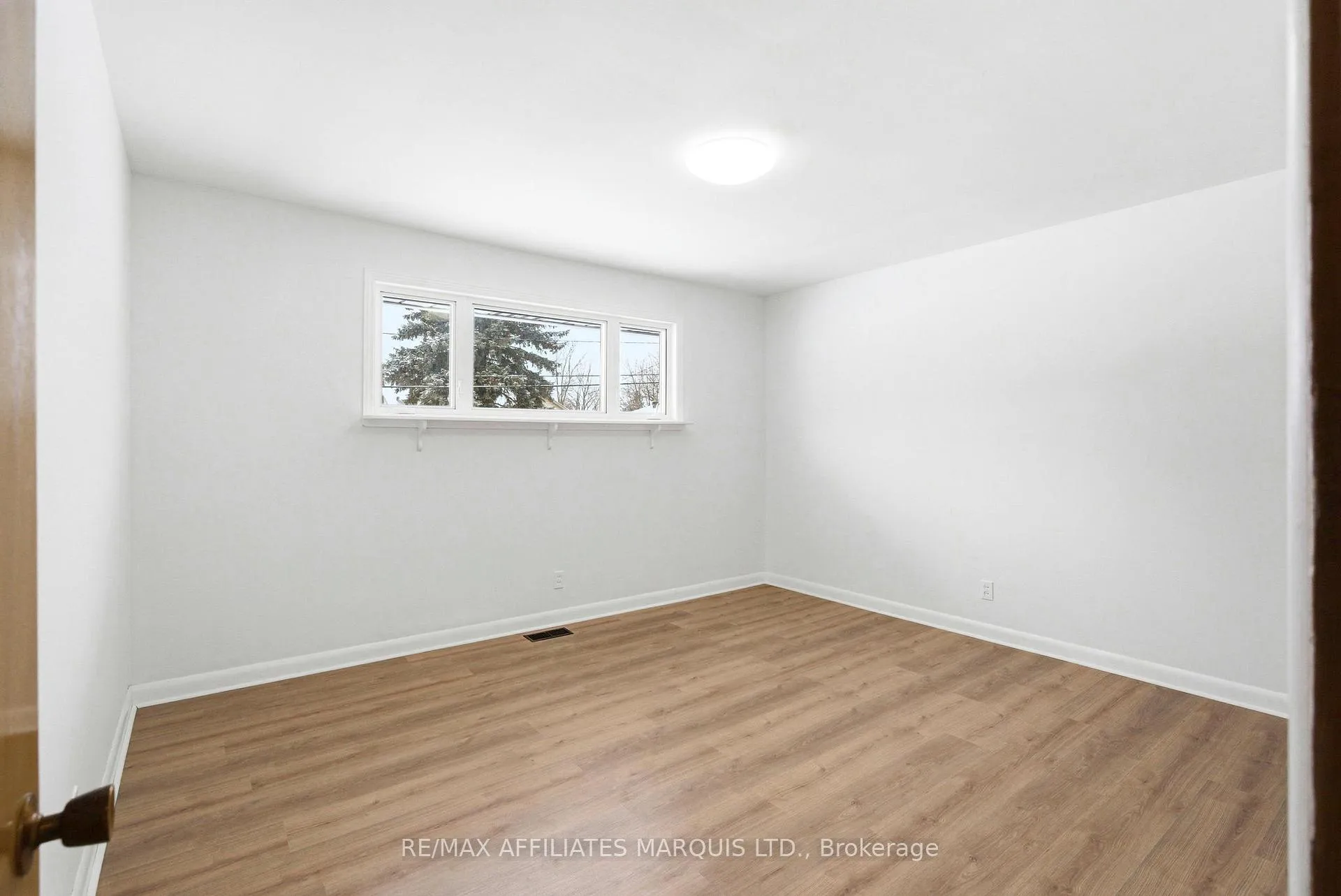 Photo 22 of 107 Westmoreland Avenue, Cornwall — HOMEH