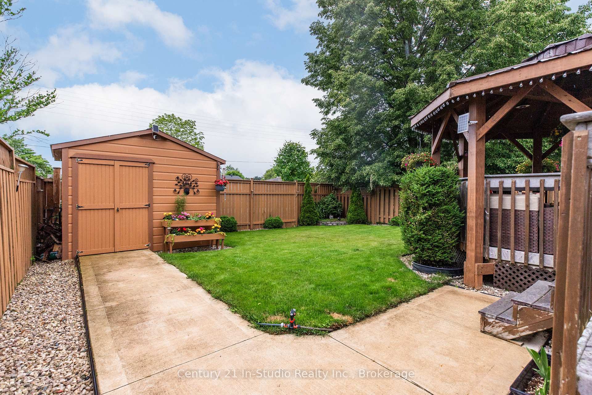 Photo 4 of 716 MacKendrick Drive, Kincardine — HOMEH