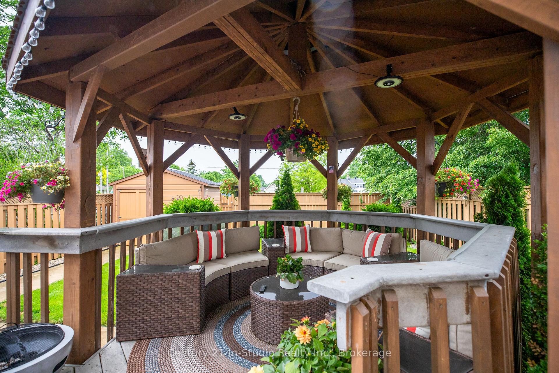Photo 5 of 716 MacKendrick Drive, Kincardine — HOMEH